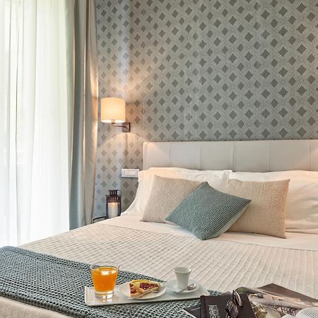 Hotel Lady Mary 밀라노마리티마 외부 사진